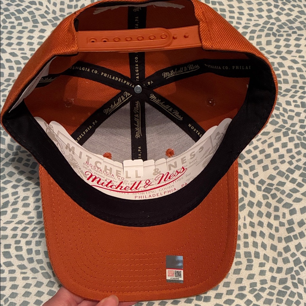 Texas Longhorns Script Mitchell & Ness Cap - Burnt Orange & White - Picture 5 of 7